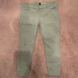 NWOT Gap Legging Skimmer Jeans